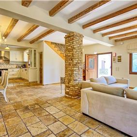 3 bedroom villa with pool, near Acharavi, sleeps 8